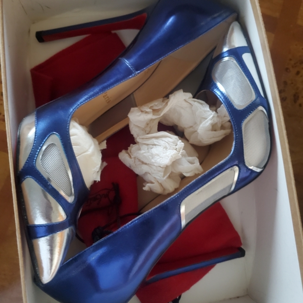 NIB Christian Louboutin  TASHAF 120 SPECCHIO CALF/SPECC  Blue/Sliver 39
